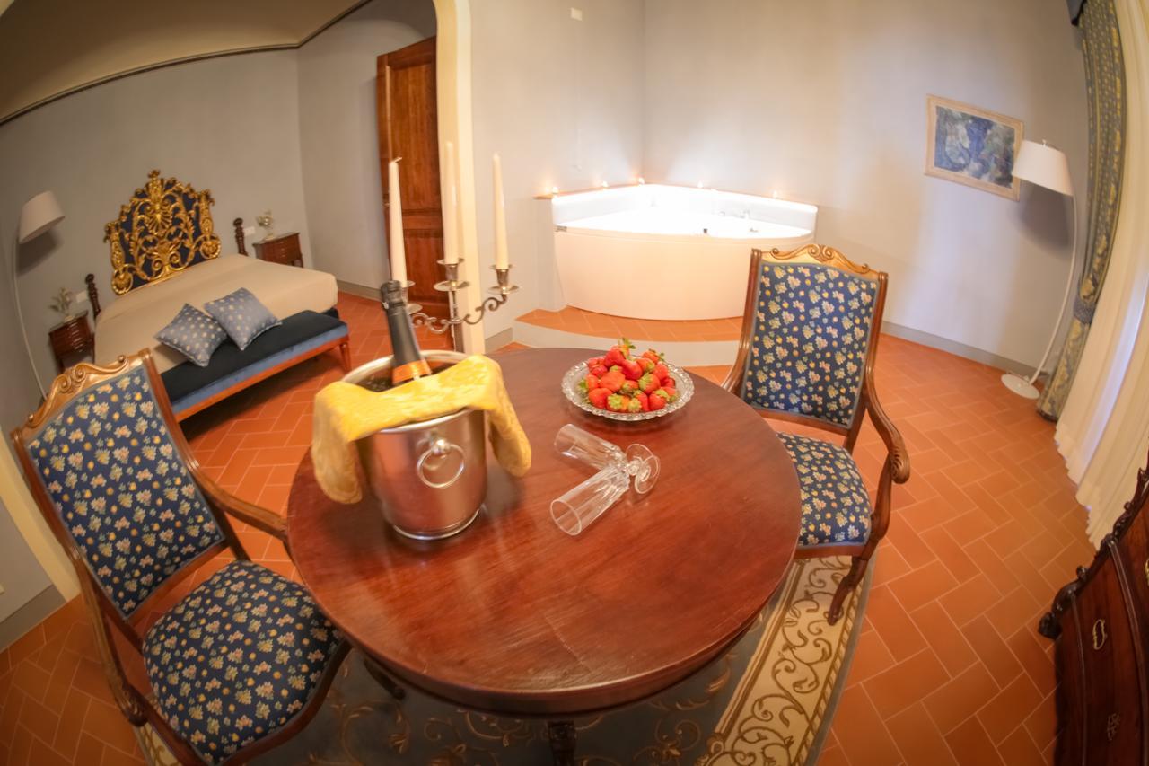 Relais Poschi 3* Pugnano